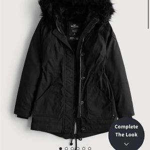 HOLLISTER Faux fur lined parka
